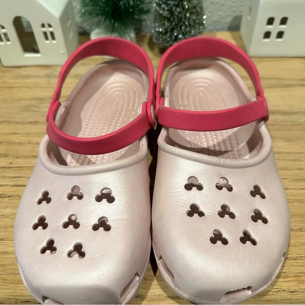 Disney Mickey Mouse Pink Crocs‎ Sandals Girls Size 6